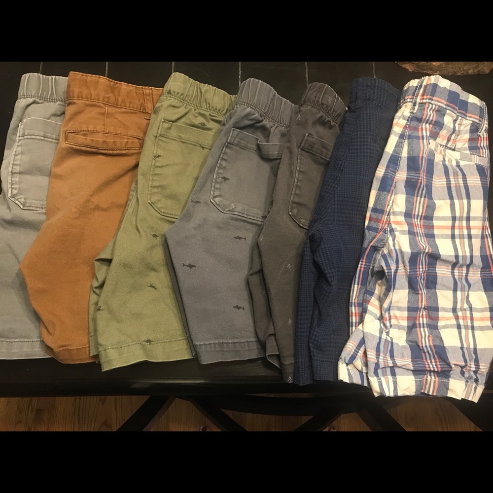 Lot of 7 Boys Shorts (M-8)